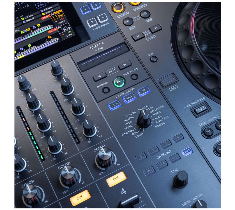 AlphaTheta XDJ AZ